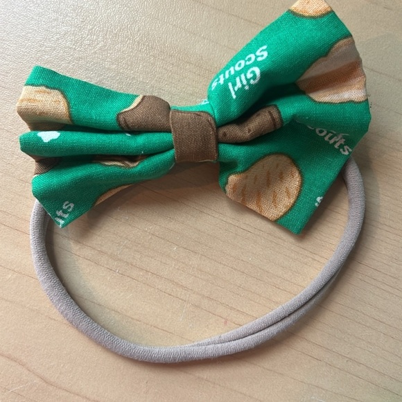 Girl Scouts green ribbon hair bow lot - Picture 2 of 8